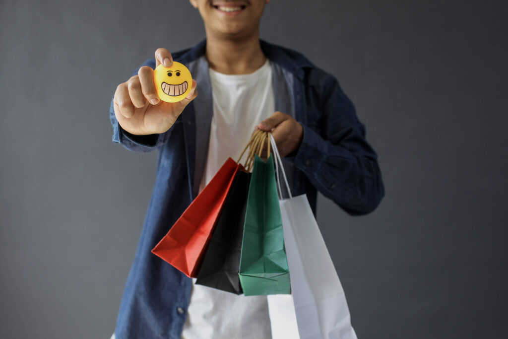 Warning icon advising tourists to avoid counterfeit items